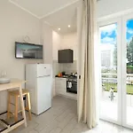 Monolocale X 2 Con Balcone E Cucina - Famagosta