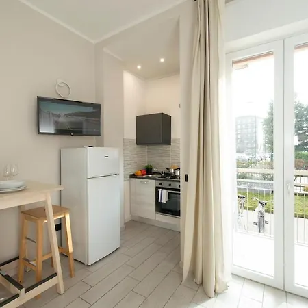 Monolocale X 2 Con Balcone E Cucina - Famagosta Lejlighed *